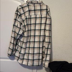 Aeropostale Green and White Plaid Flannel Shirt